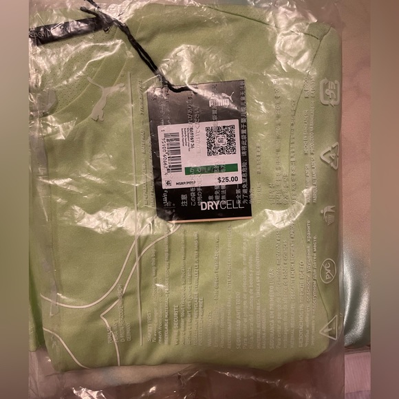 NWT Puma dryCELL Lime Green w/ Cat Logo Women’s Shirt Top Large - Picture 4 of 4